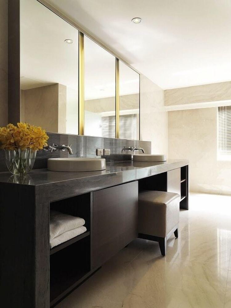 Tao Garden Hotel 50/50