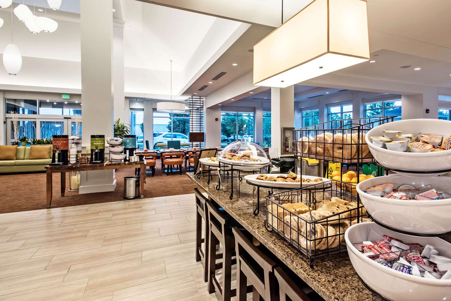 restaurant cafeteria
