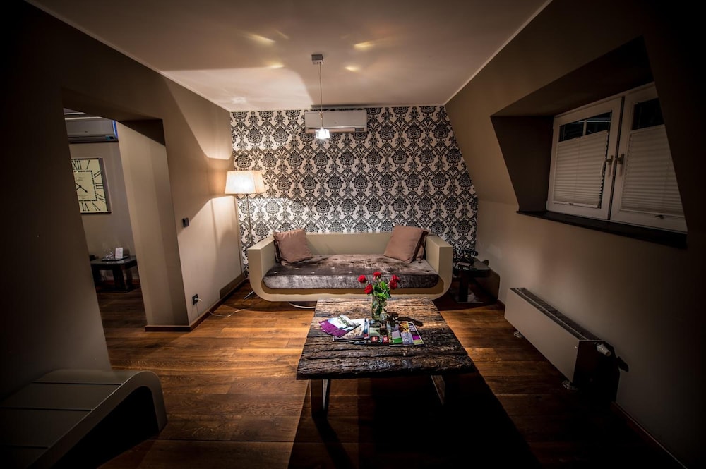 Hotel Rosenmeer 28/50