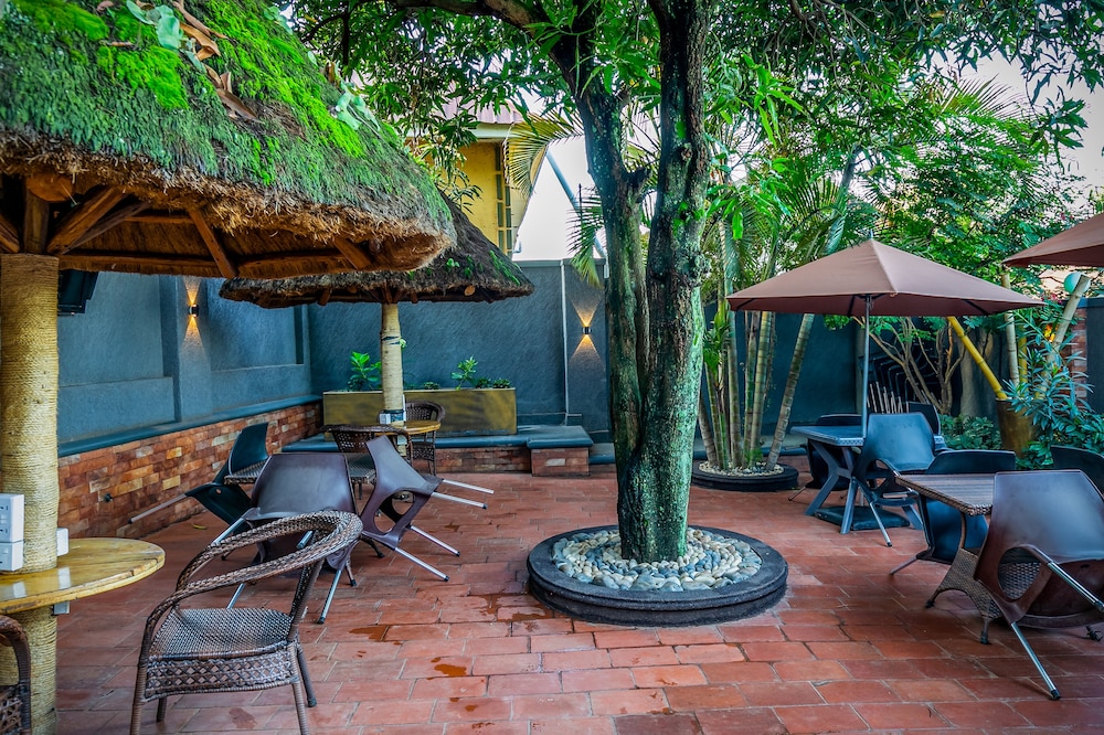 Palm Gardens And Guest House 32/50