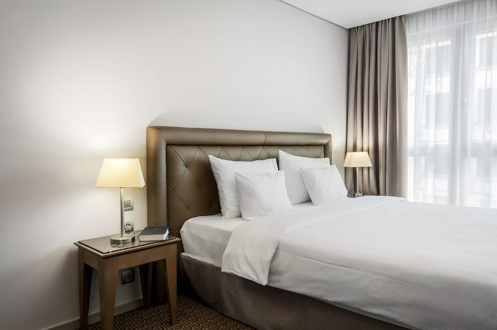 Hotel Royal Prague 8/48