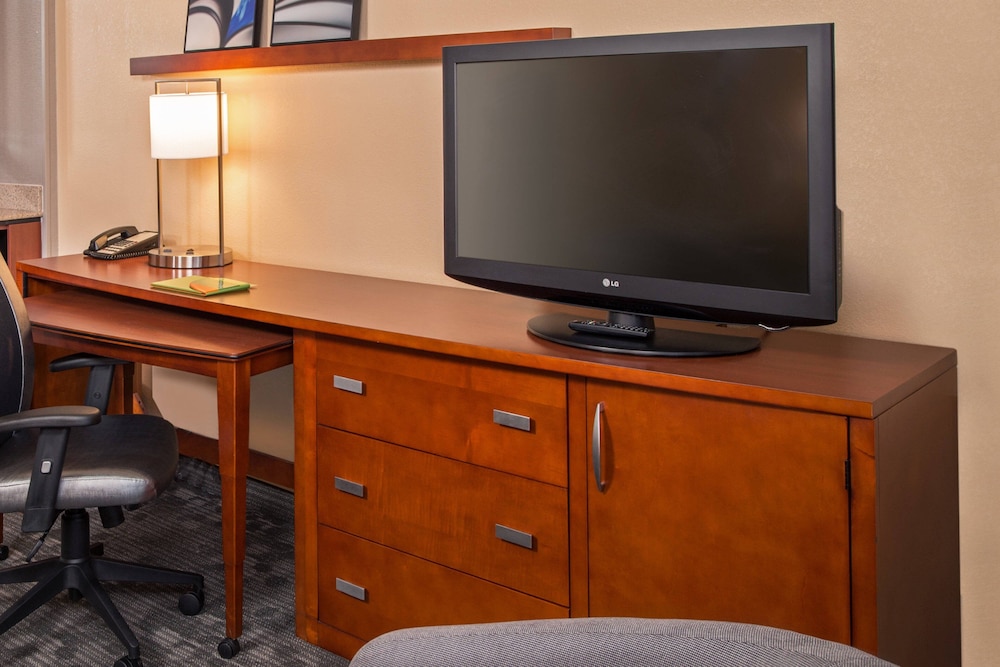 Courtyard by Marriott New Carrollton 29/45