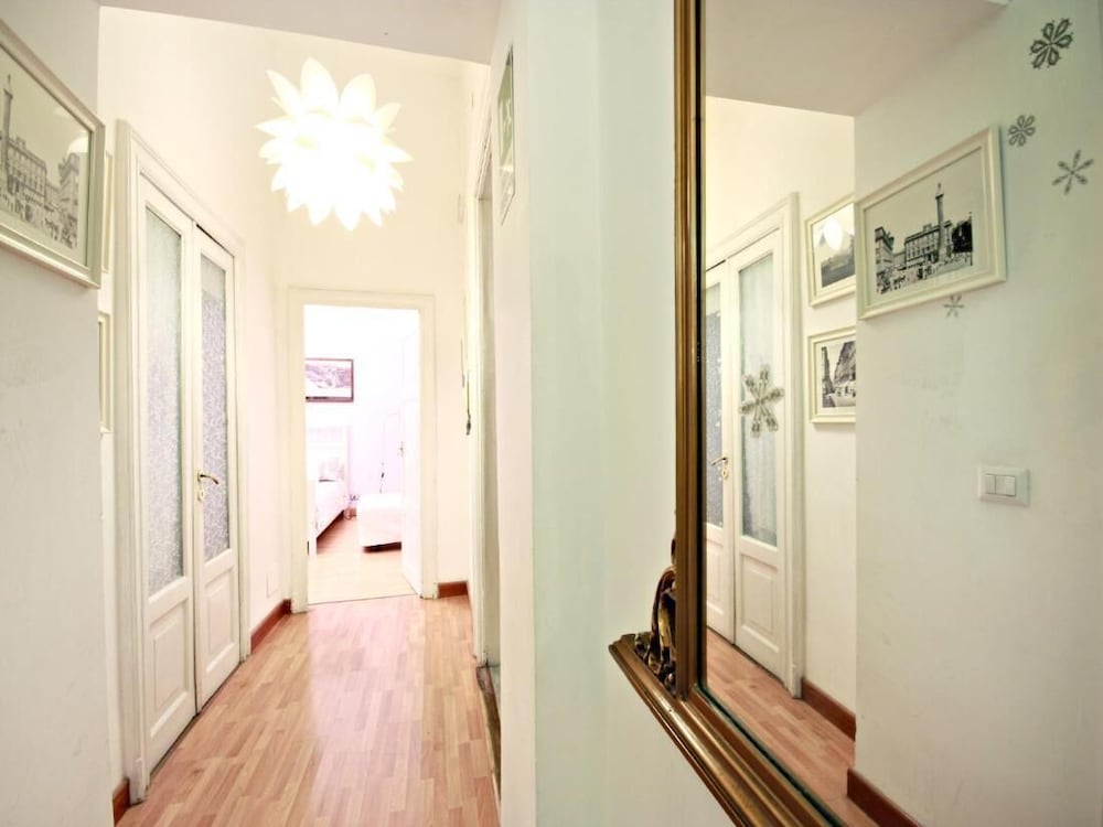 A Casa Boschi Near Vatican Deluxe Junior Suite 3/70