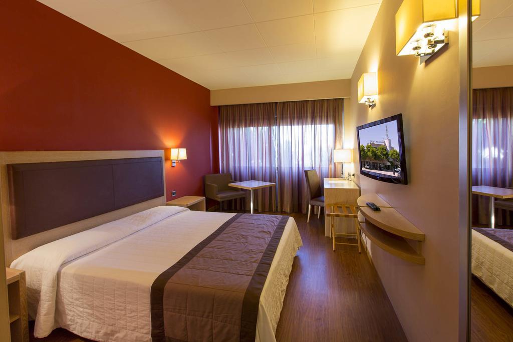 PALACE DEL CONERO HOTEL 5/23