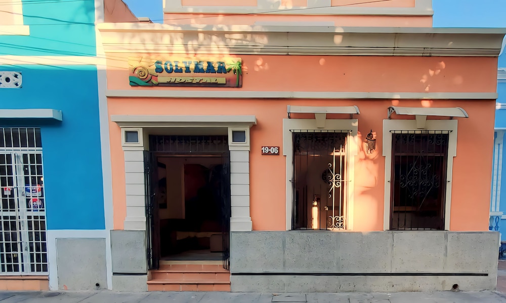 Hostal Solymar 4/42