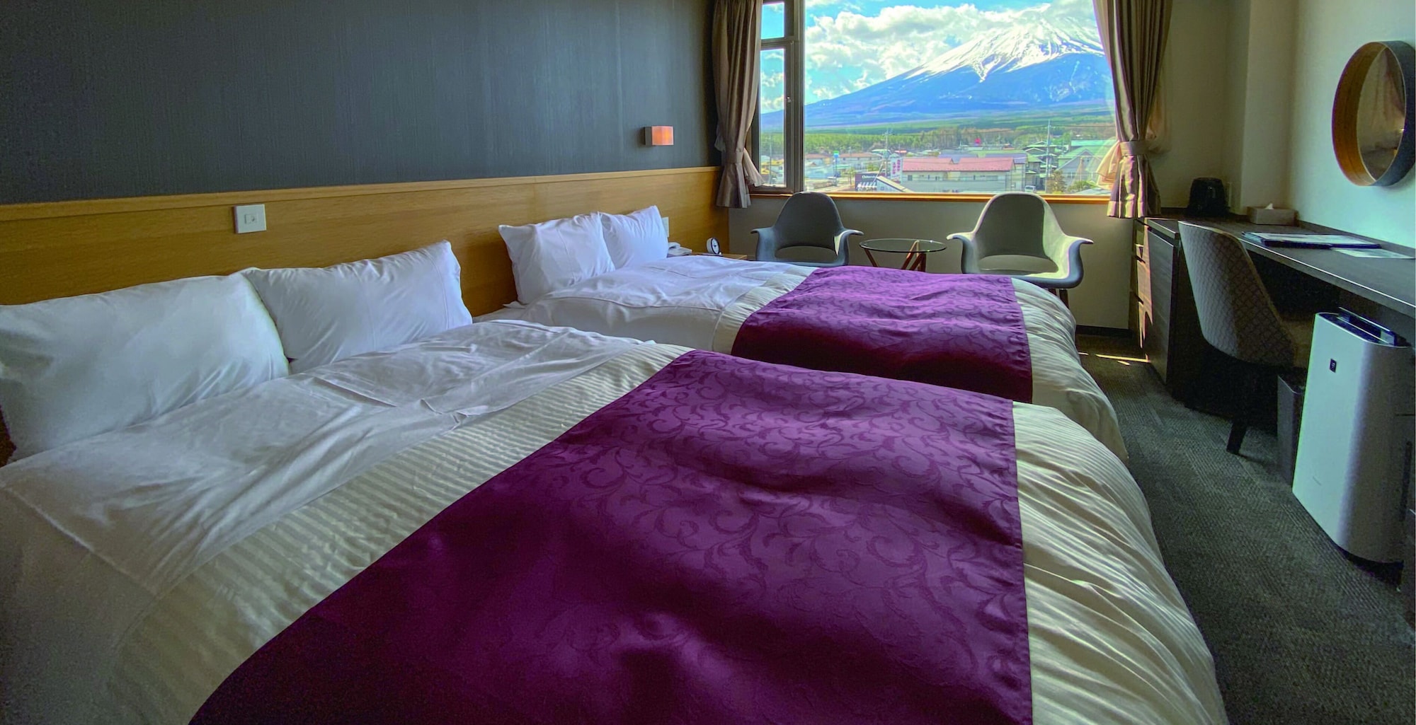 STANDARD, TWIN BEDS, MOUNTAIN VIEW, TOP FLOOR