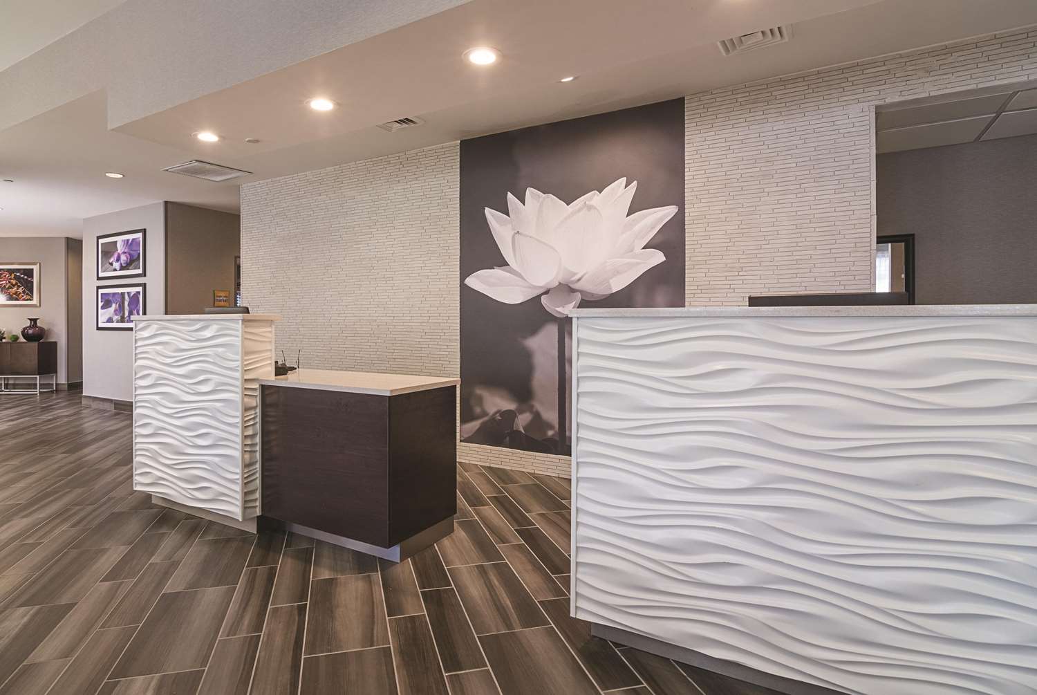 La Quinta Inn And Suites By Wyndham Phoenix Mesa West 16/56