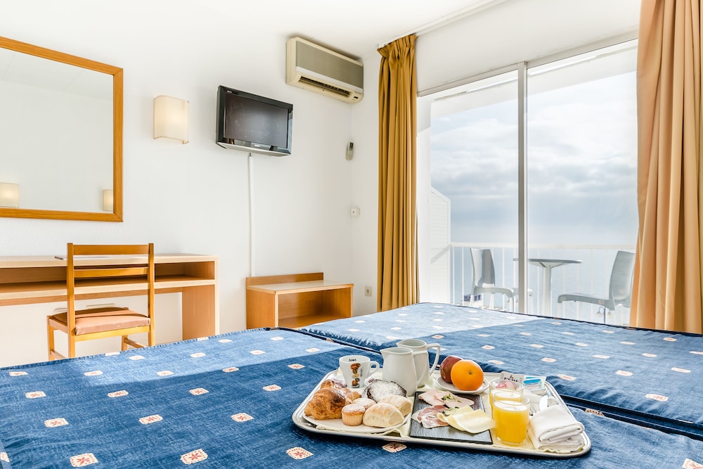 Gran Sol Hotel 50/68