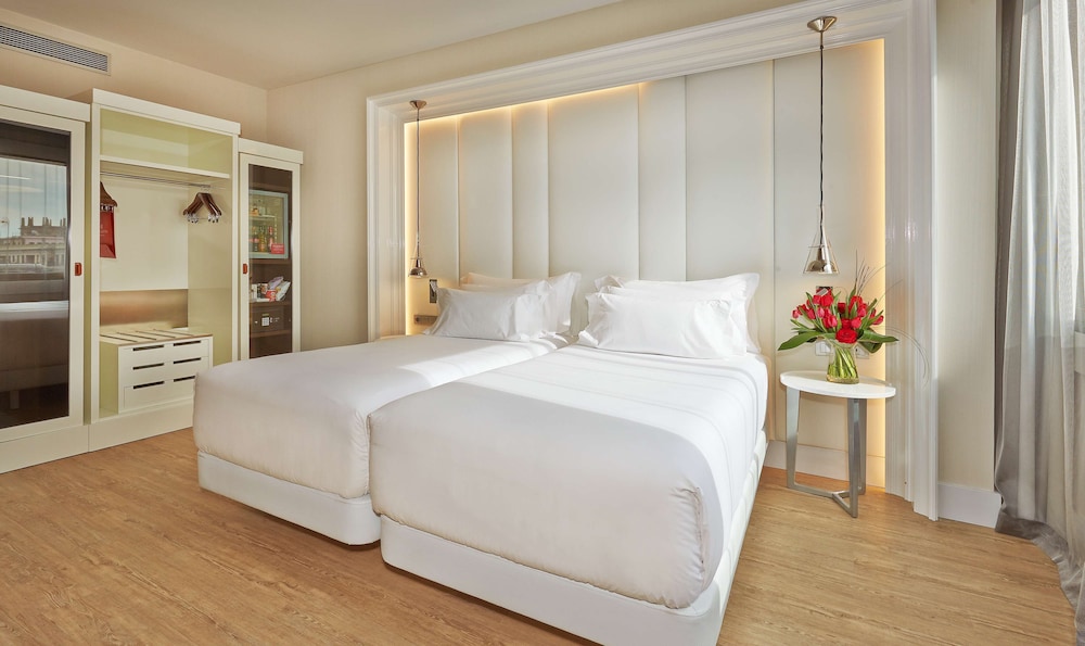 Nh Collection Barcelona Gran Hotel Calderon 12/48
