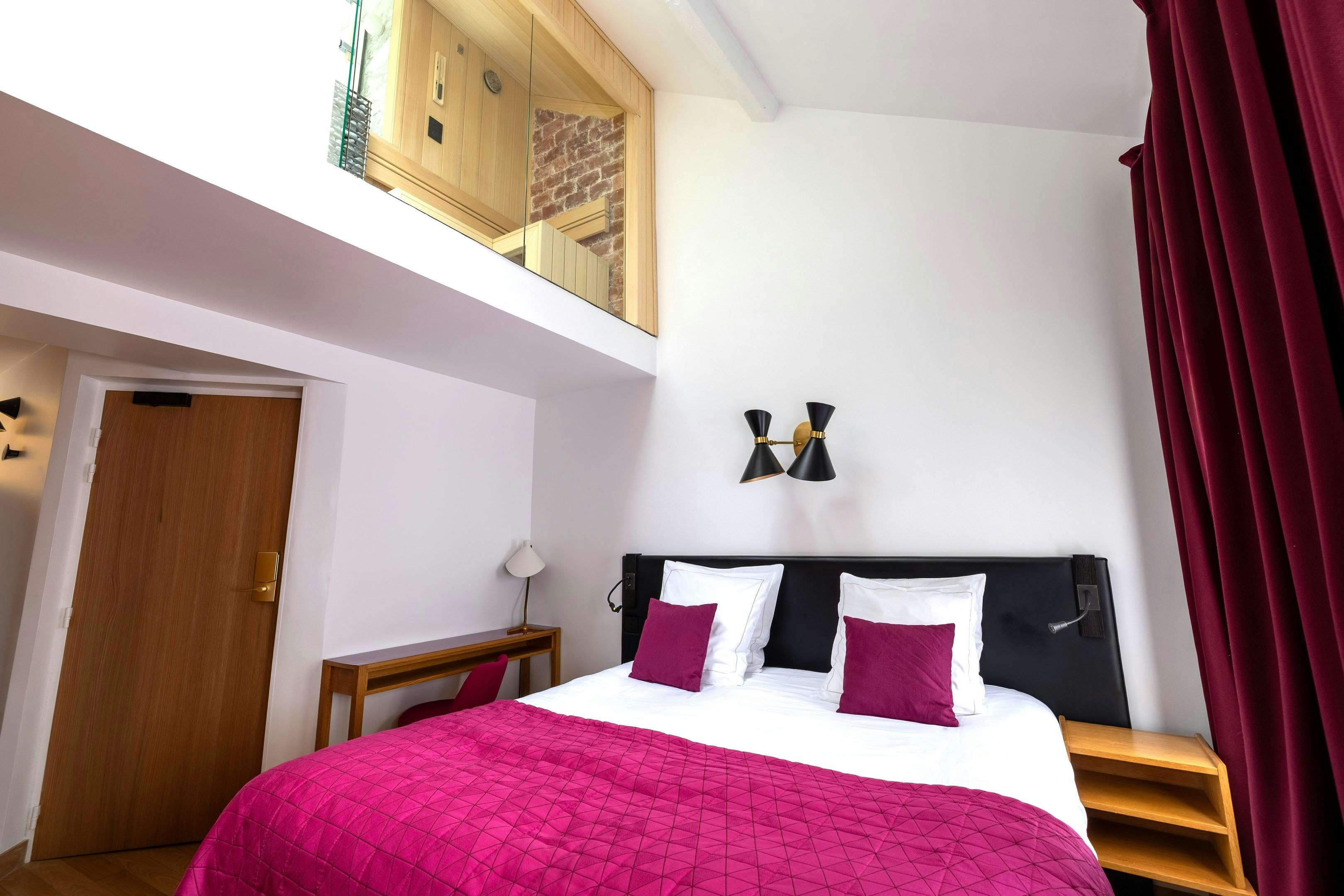 Artus Hotel 25/71