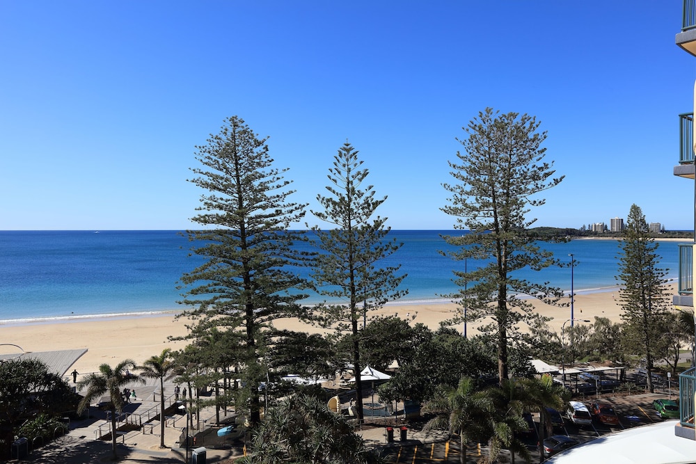 PENINSULAR BEACHFRONT RESORT 60/69