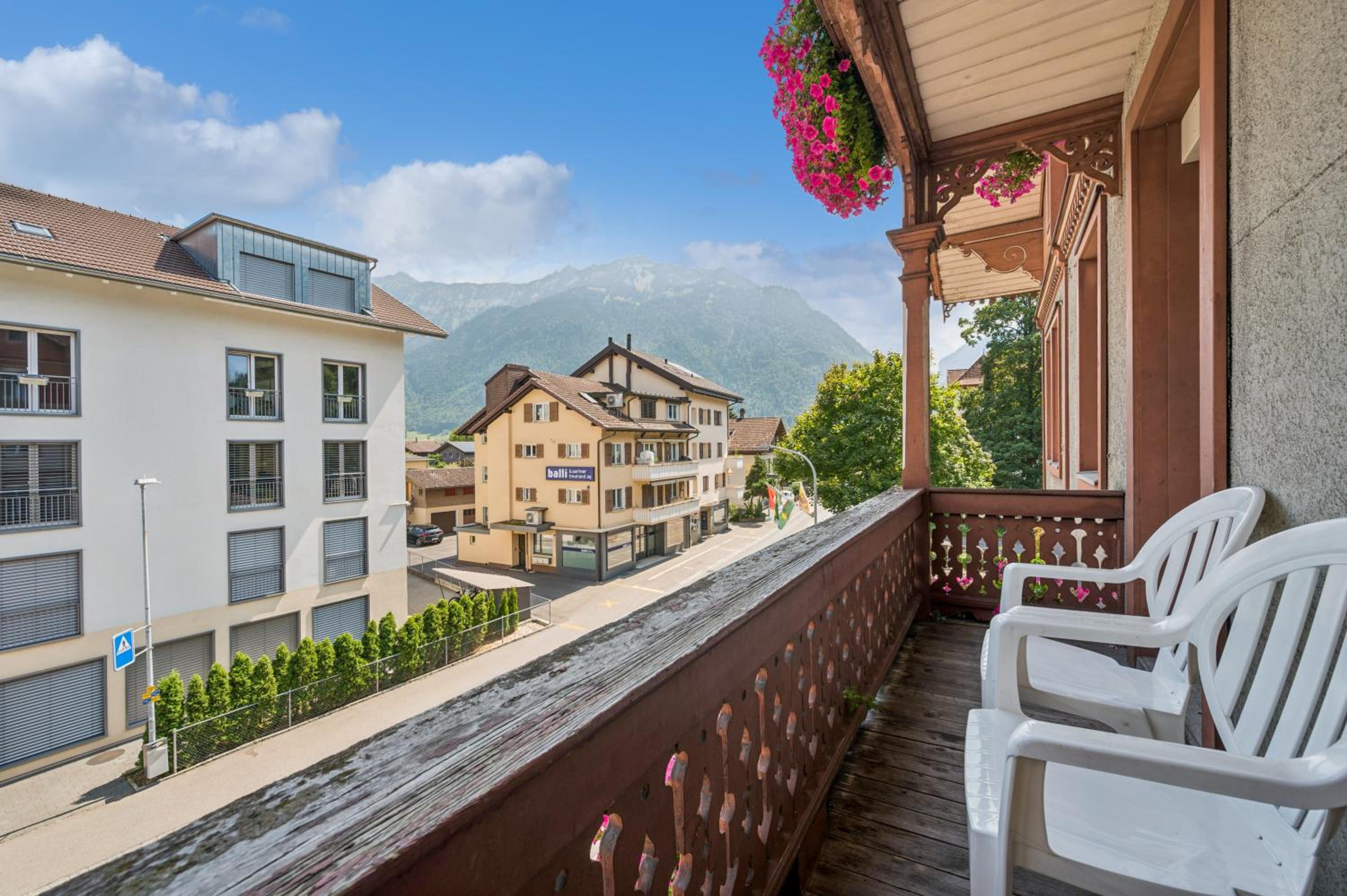 SONNE HOTEL 24/25
