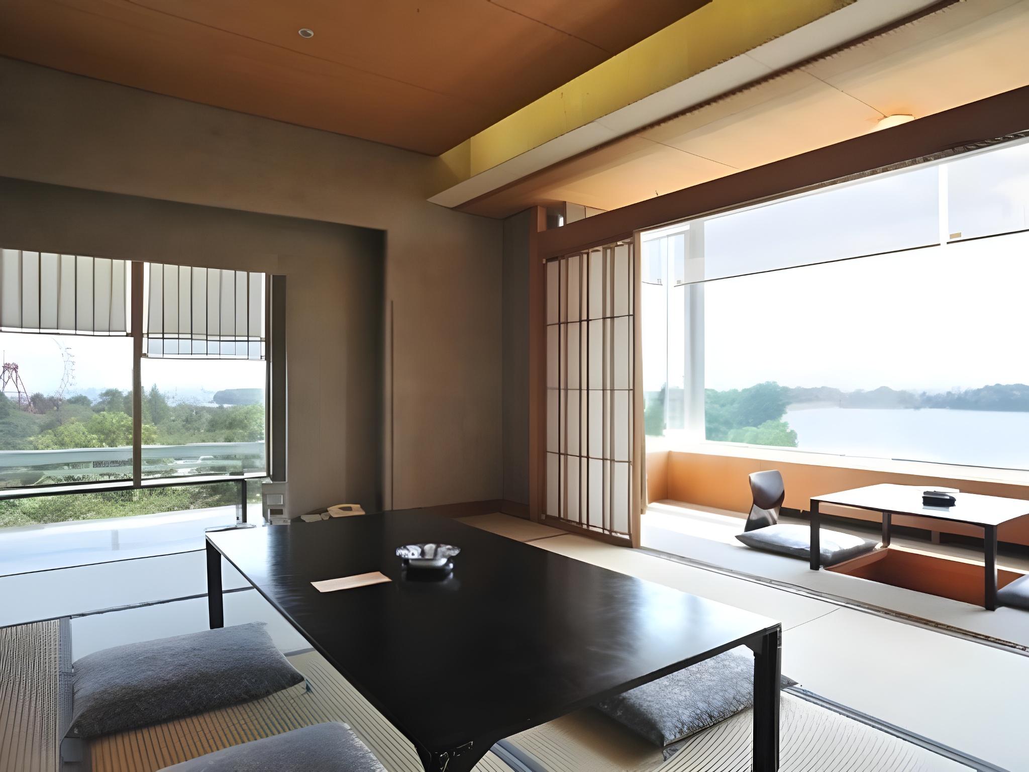 Japanese, 6 Futon Beds, Tatami