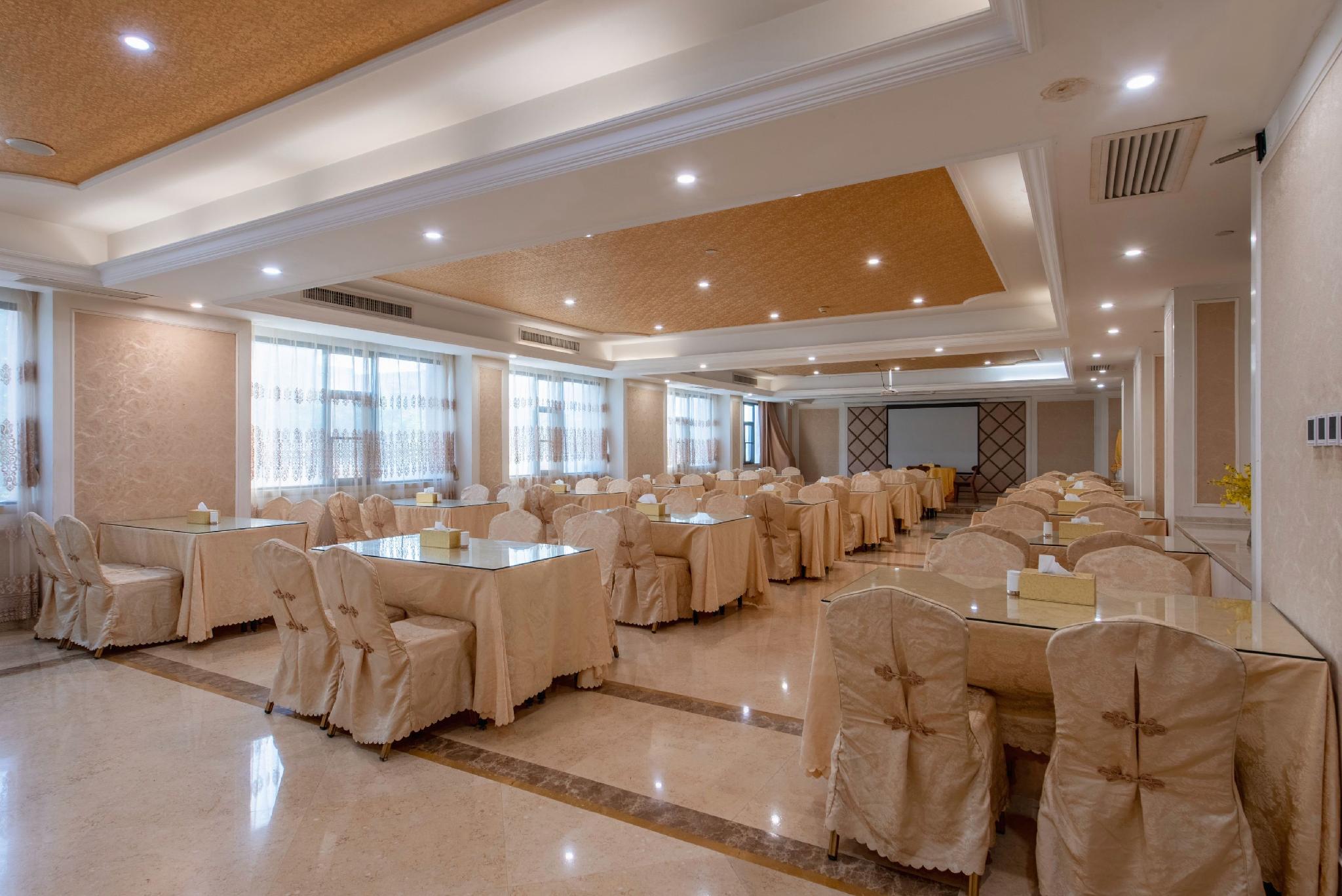 Vienna Hotel (Guangzhou Baiyun University Jinyuan Plaza) 36/54