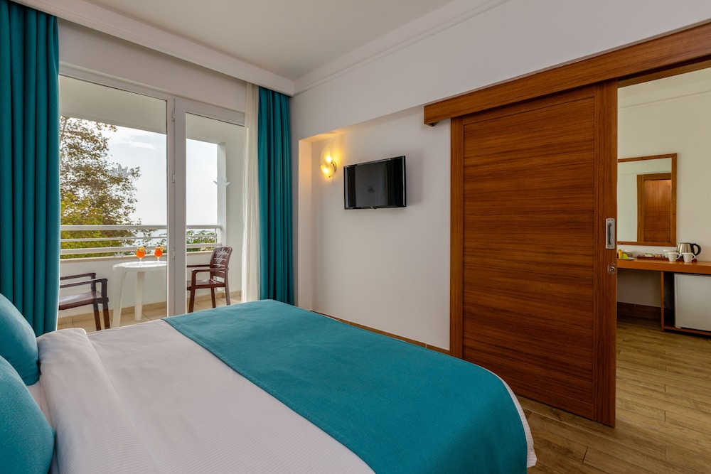 Labranda Alantur Resort 19/77