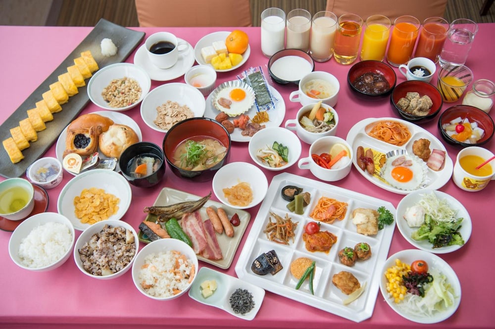 Shizunai Eclipse Hotel 53/61