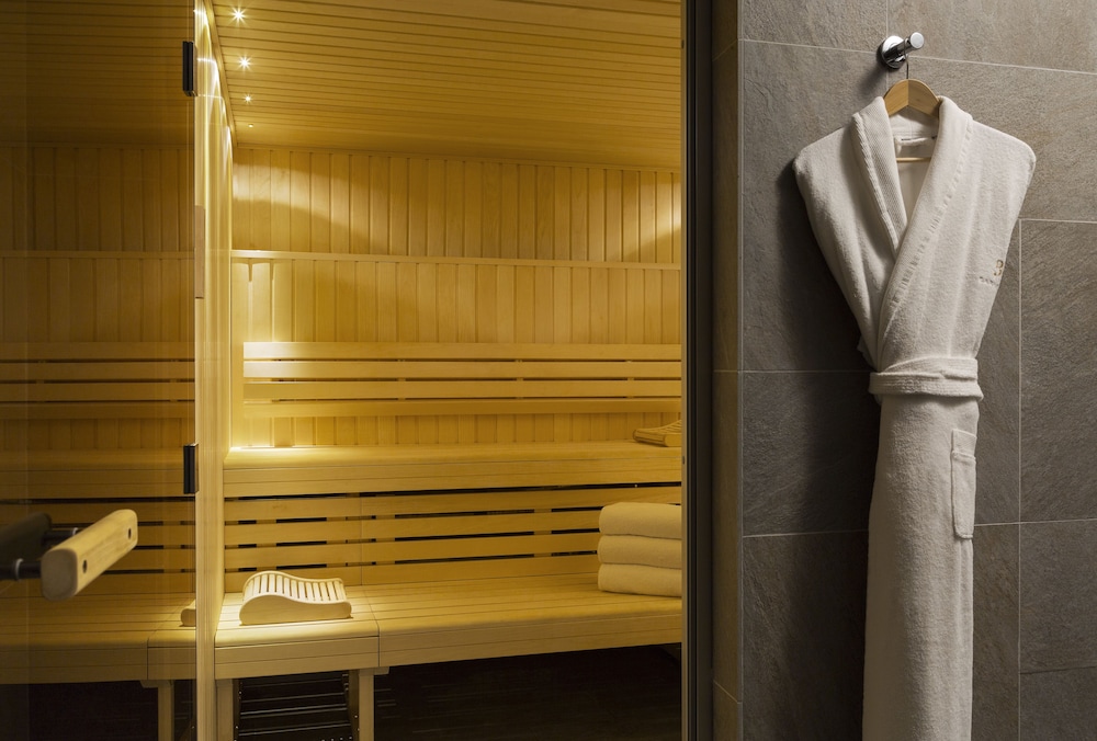 Hotel Barriere L Hotel Du Golf 33/75
