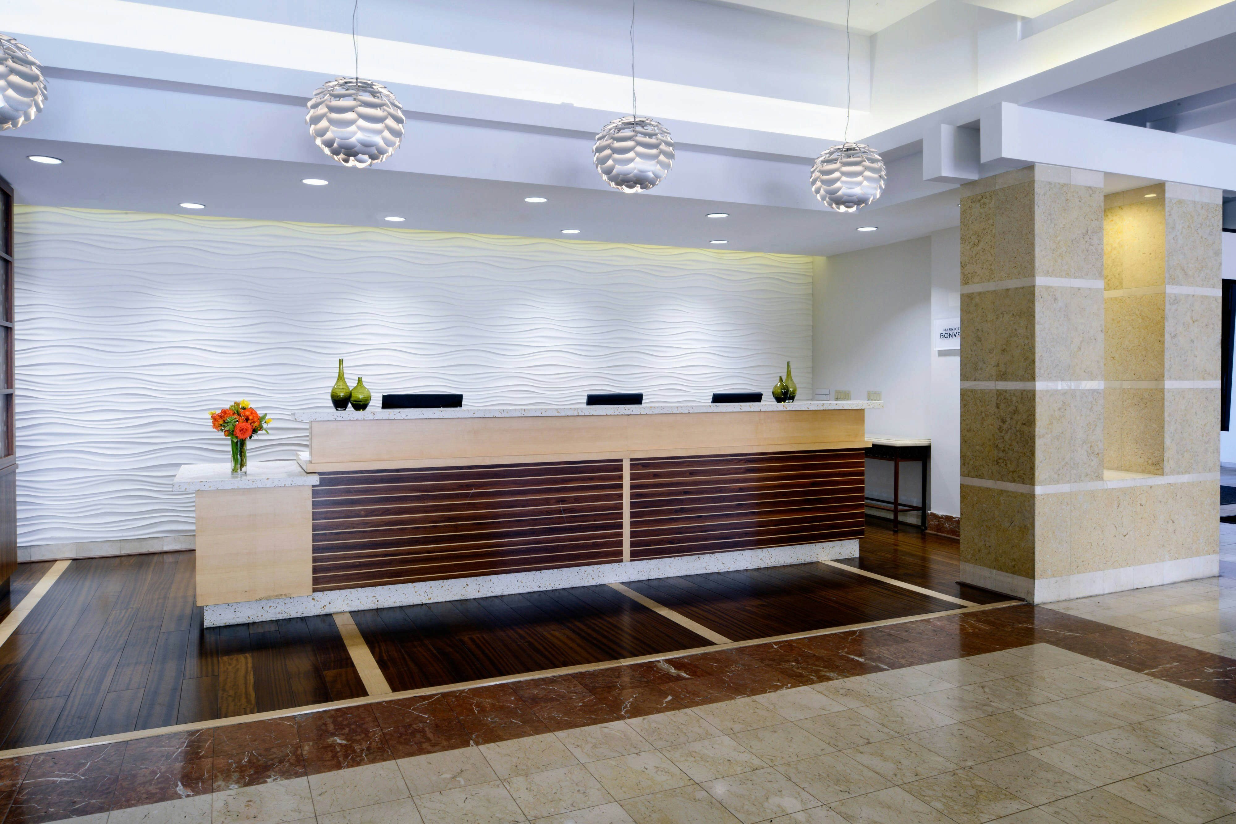 Lobby at Long Beach Marriott, LONG BEACH - CA