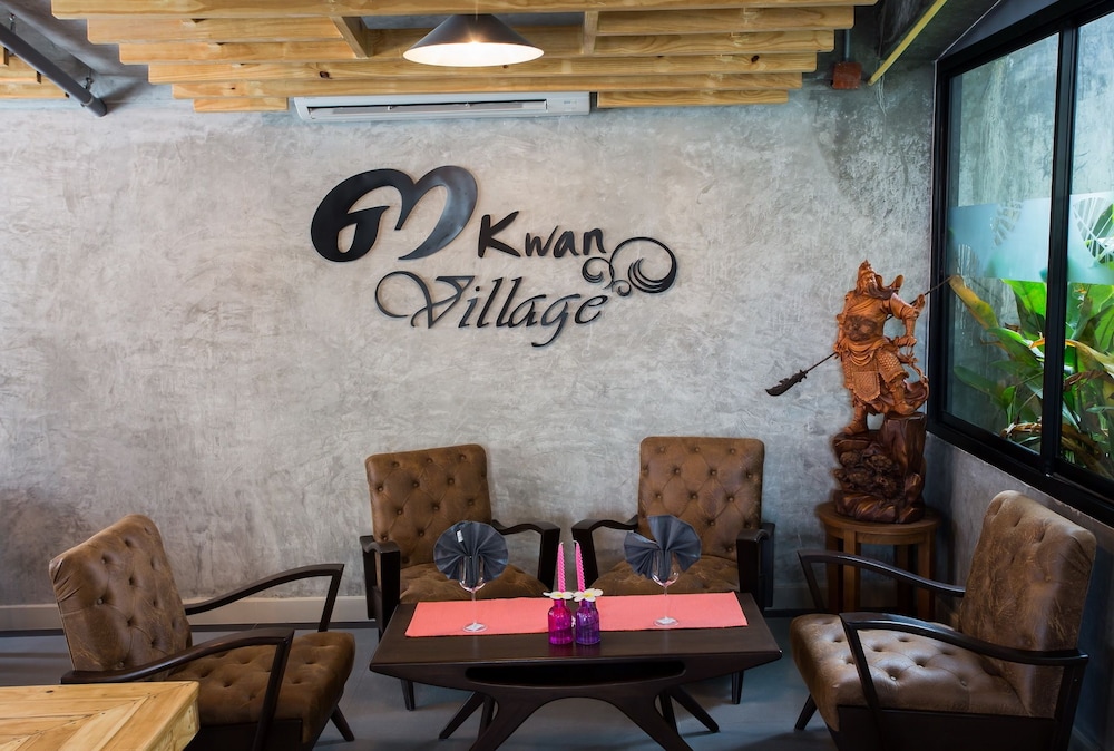 3 Kwan Village 8/22