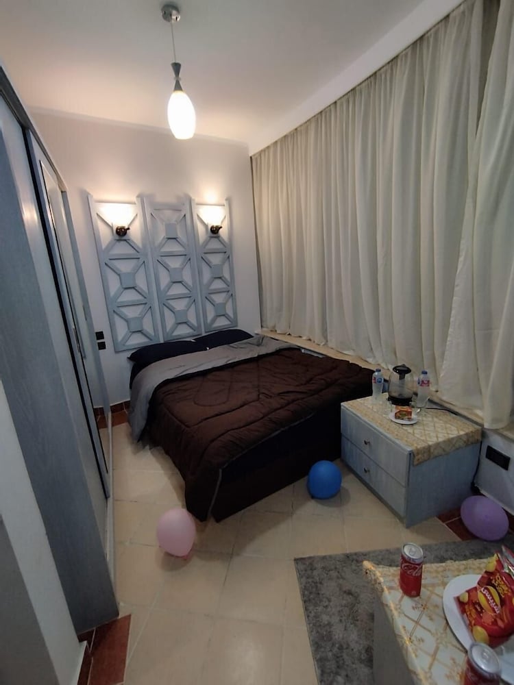 Royal Beach Serviced Apartments 49/75