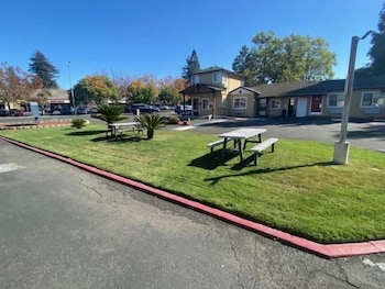 North Bay Inn Santa Rosa 16/35