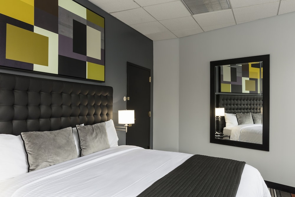 Broadway Plaza Hotel 37/61