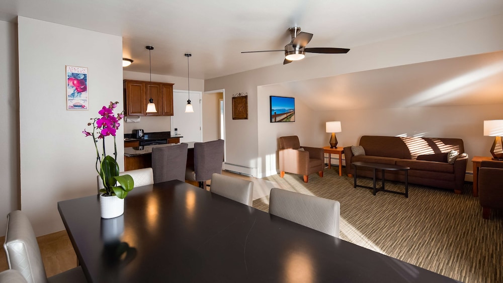 Best Western Ptarmigan Lodge 45/72