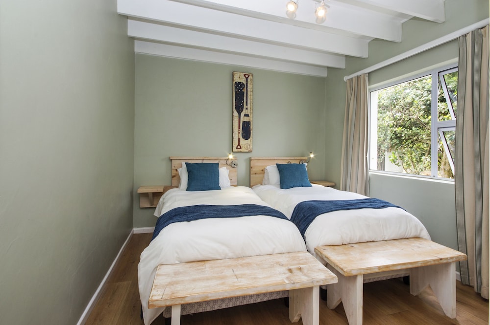 Cape St Francis Resort 11/50