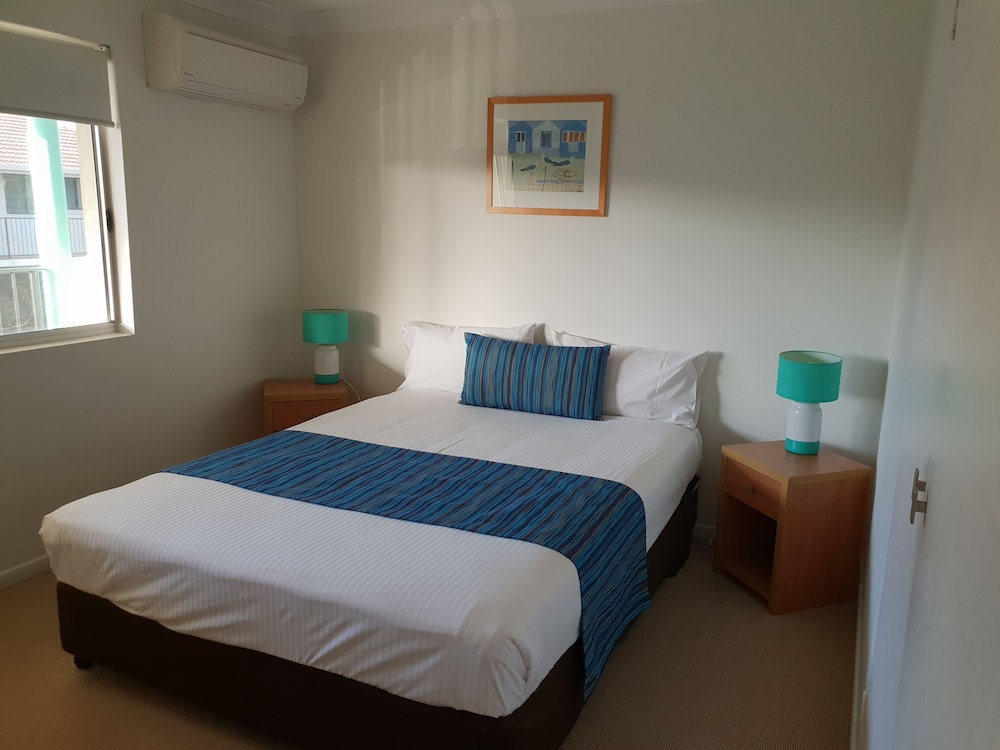 ARLIA SANDS APARTMENTS 26/64
