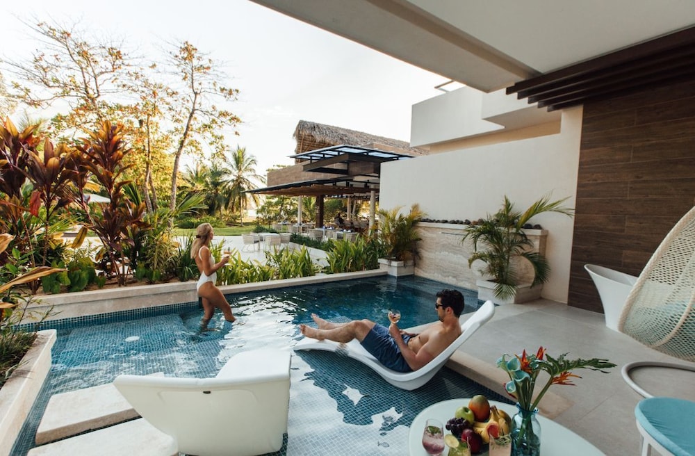 Azura Beach Resort - Adults Only 42/67