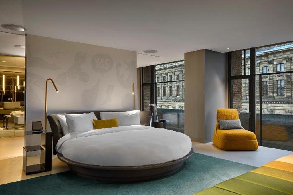 1 Bedroom, Exchange, Penthouse, Studio, Suite, King Bed, Palace View