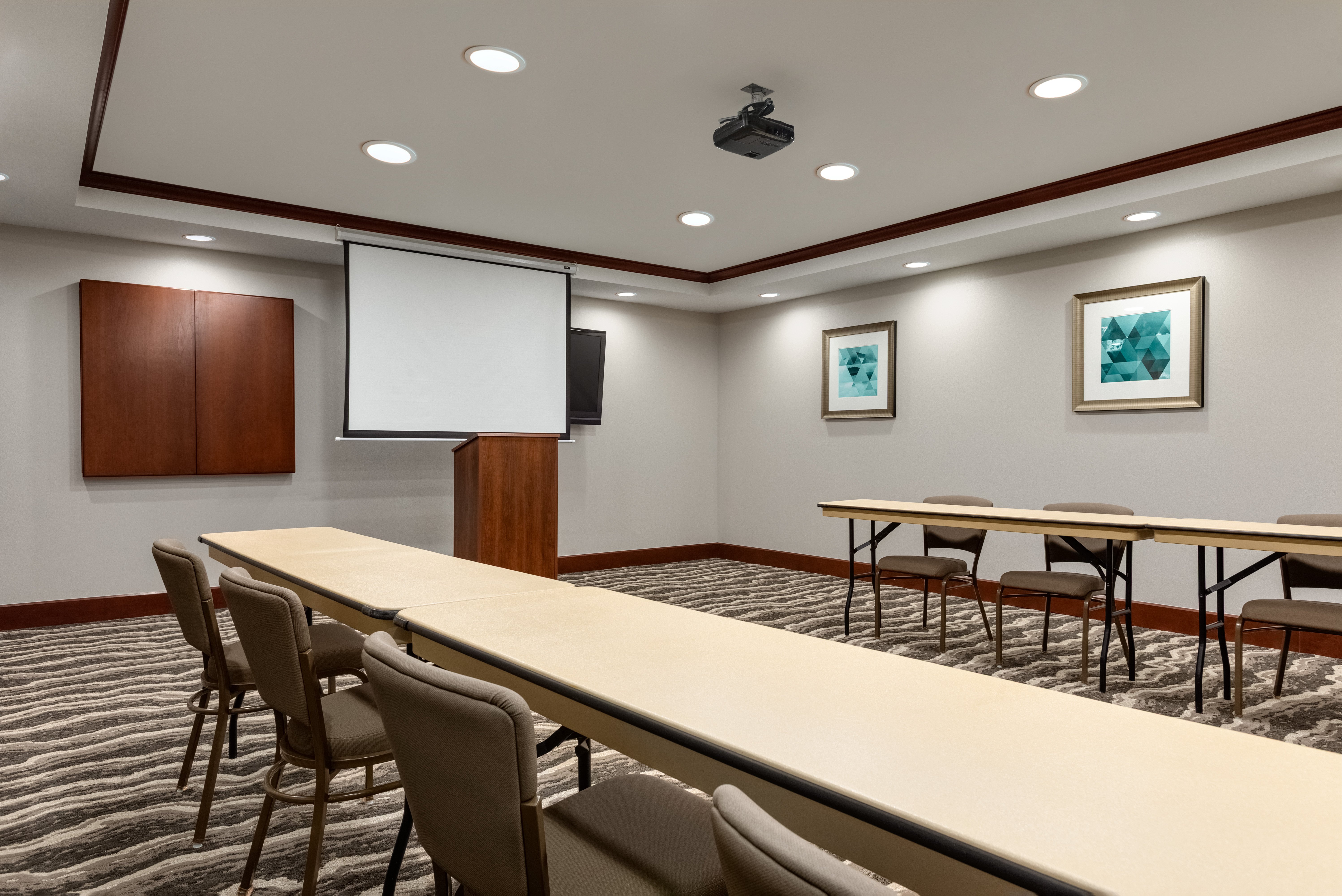 Staybridge Suites Oklahoma City-Quail Springs 66/81