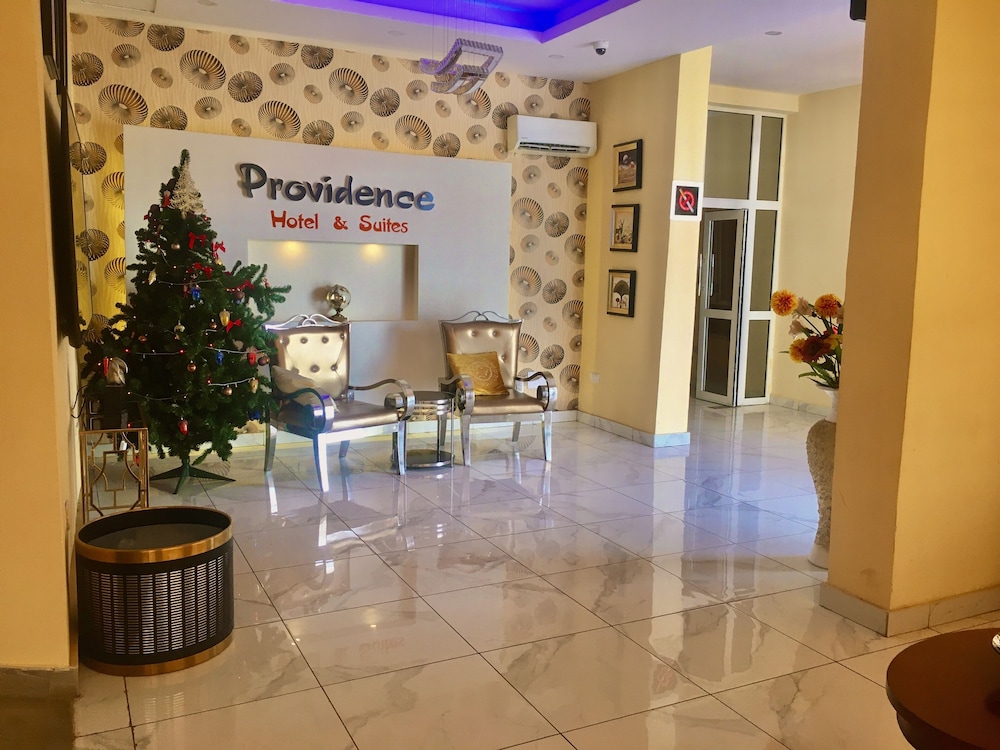 Providence Hotel And Suites 2/35