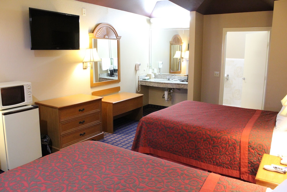 Sapphire Inn Suites 14/58