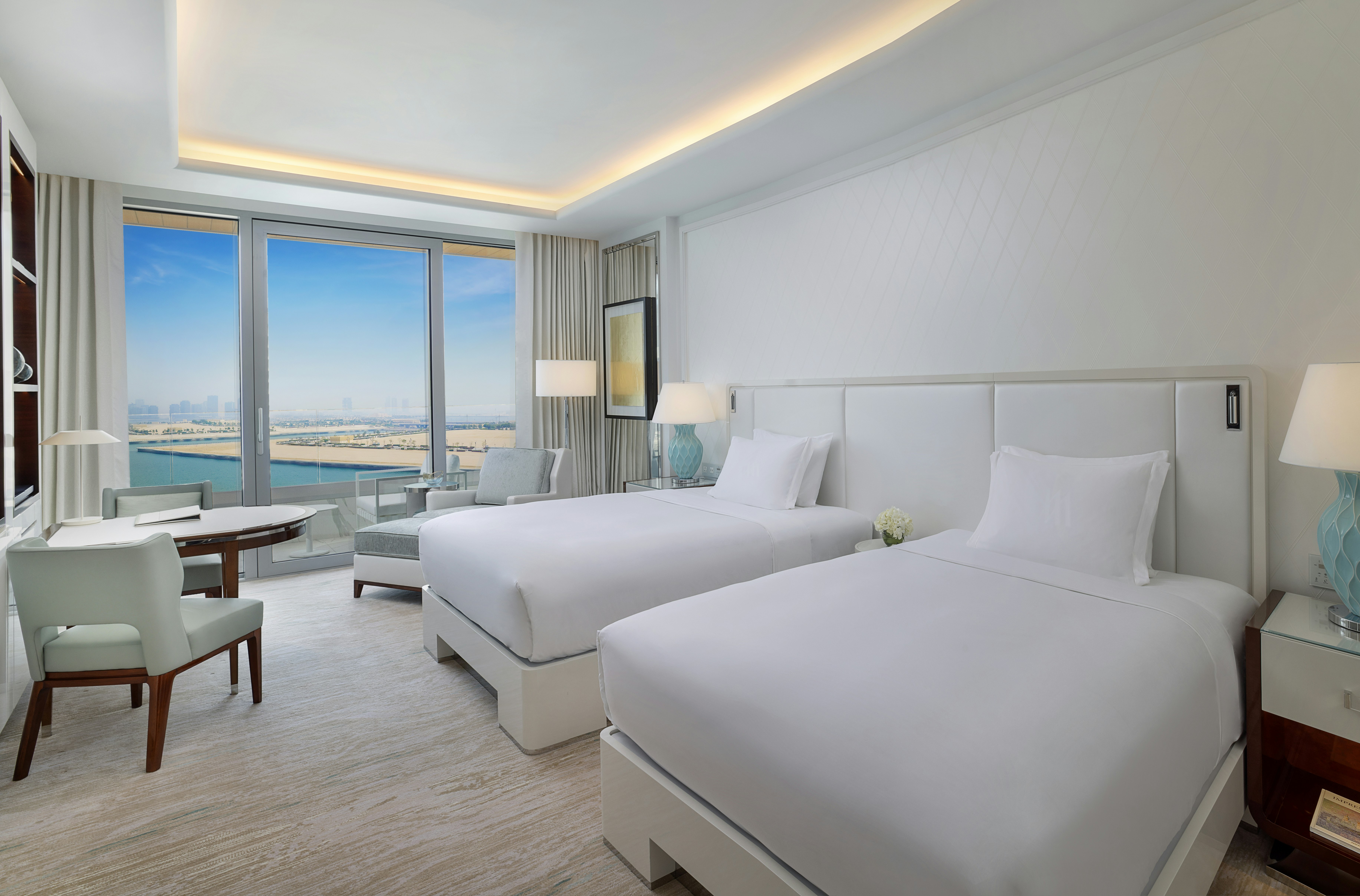 DELUXE, 2 QUEEN BEDS, SEA VIEW