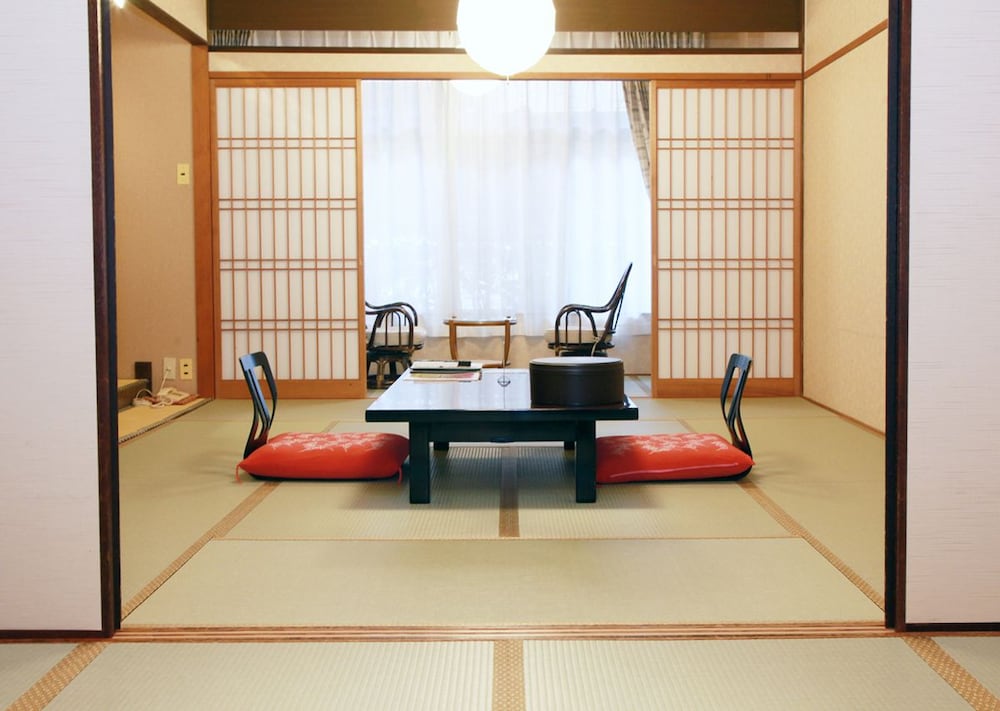 Gyokusenkaku 5/17