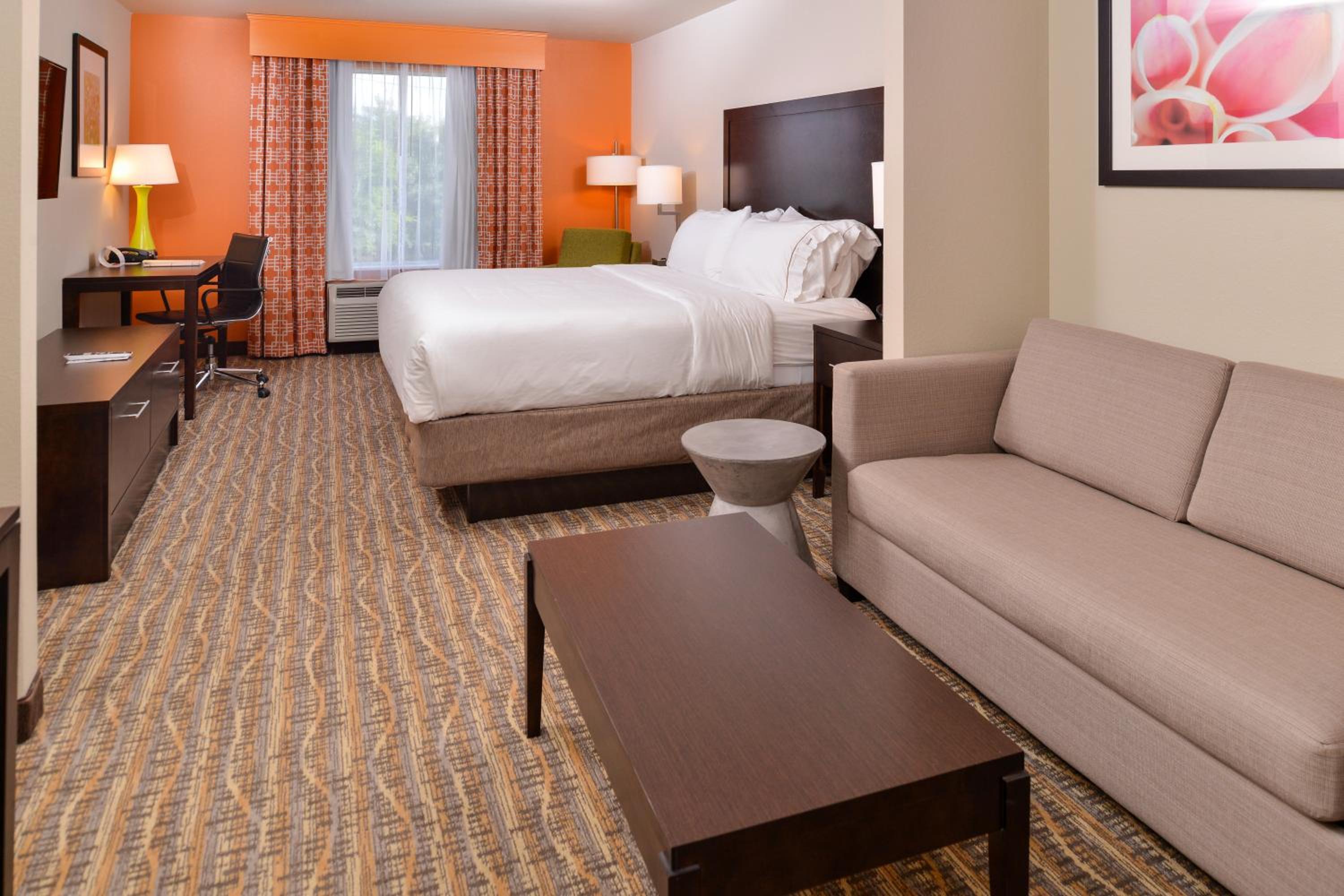 جناح تنفيذي مع أريكة، Holiday Inn Express & Suites Houston Nw - Tomball Area 4/8