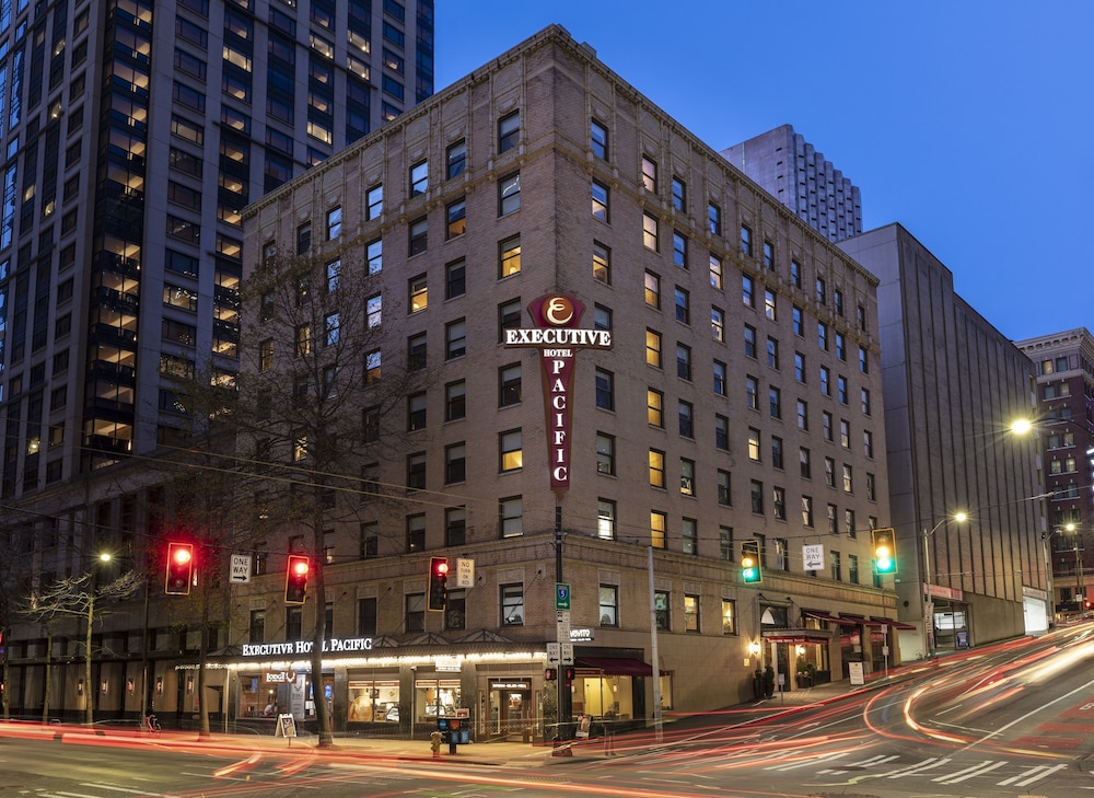 Executive Hotel Pacific 5/50