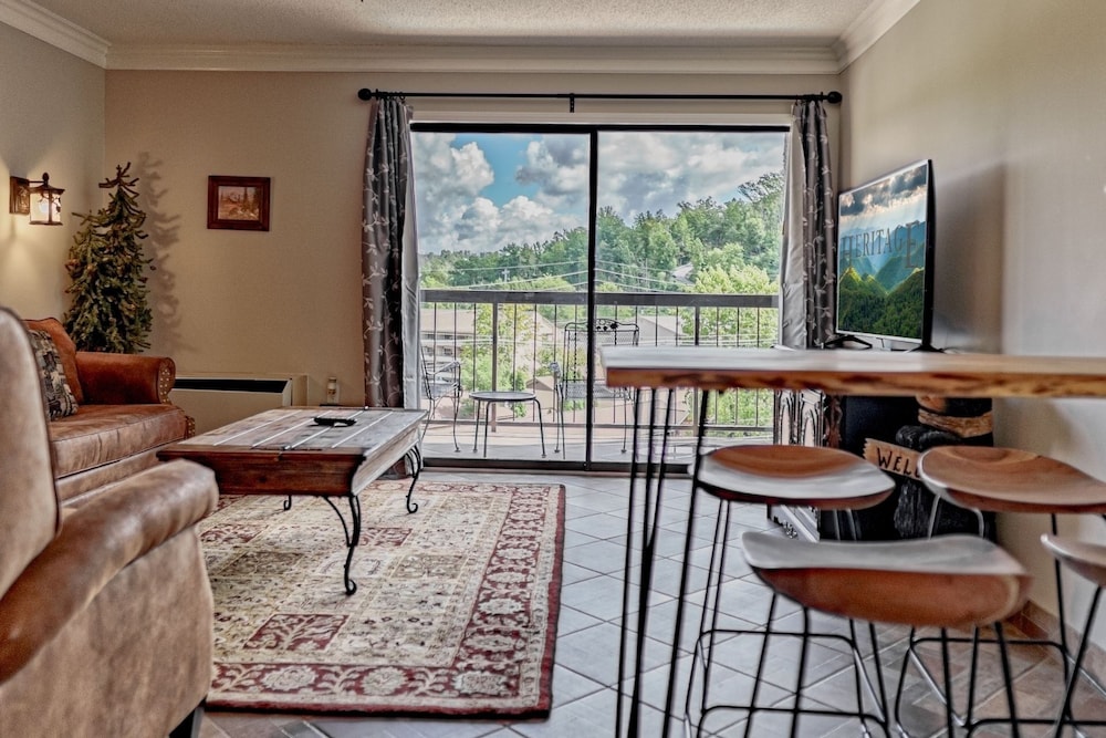 Olde Gatlinburg Rentals 31/50