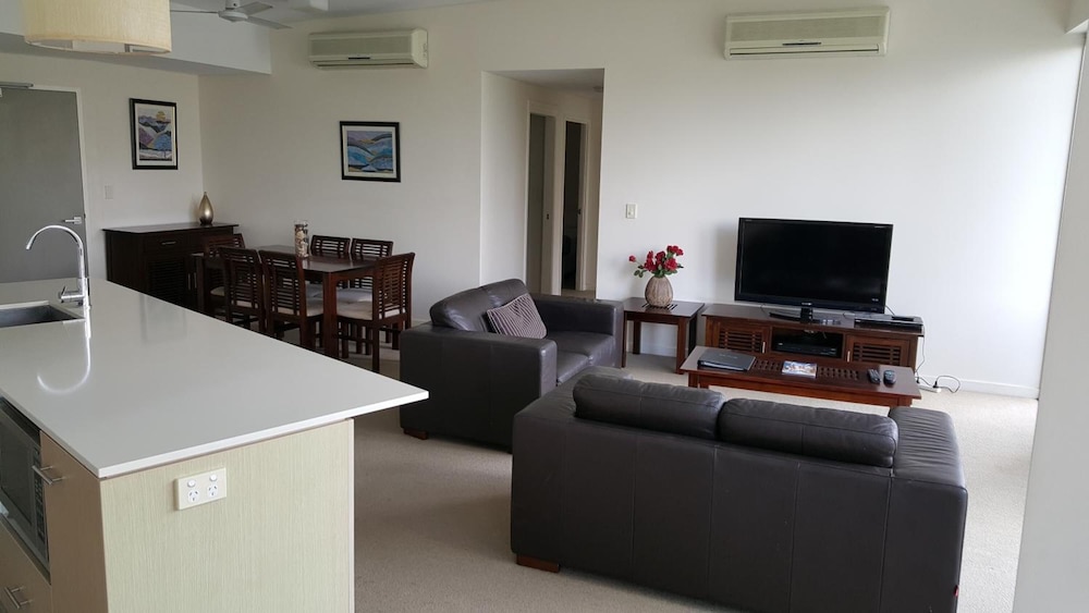 ITARA APARTMENTS 38/60