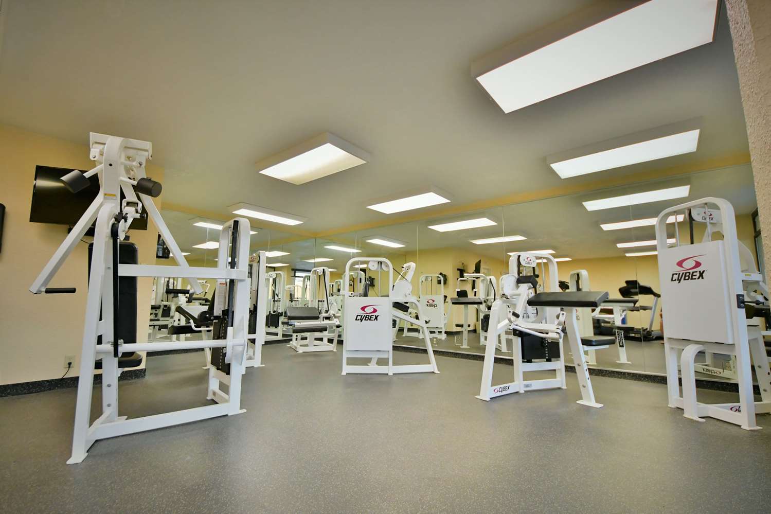 Ramada Hotel & Conference Center By Wyndham Jacksonville 25/59