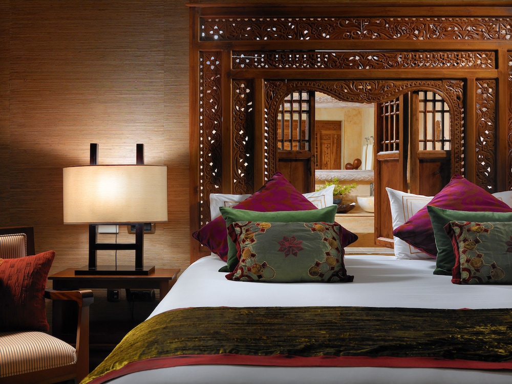 Royal Garden Villas & Spa 69/80