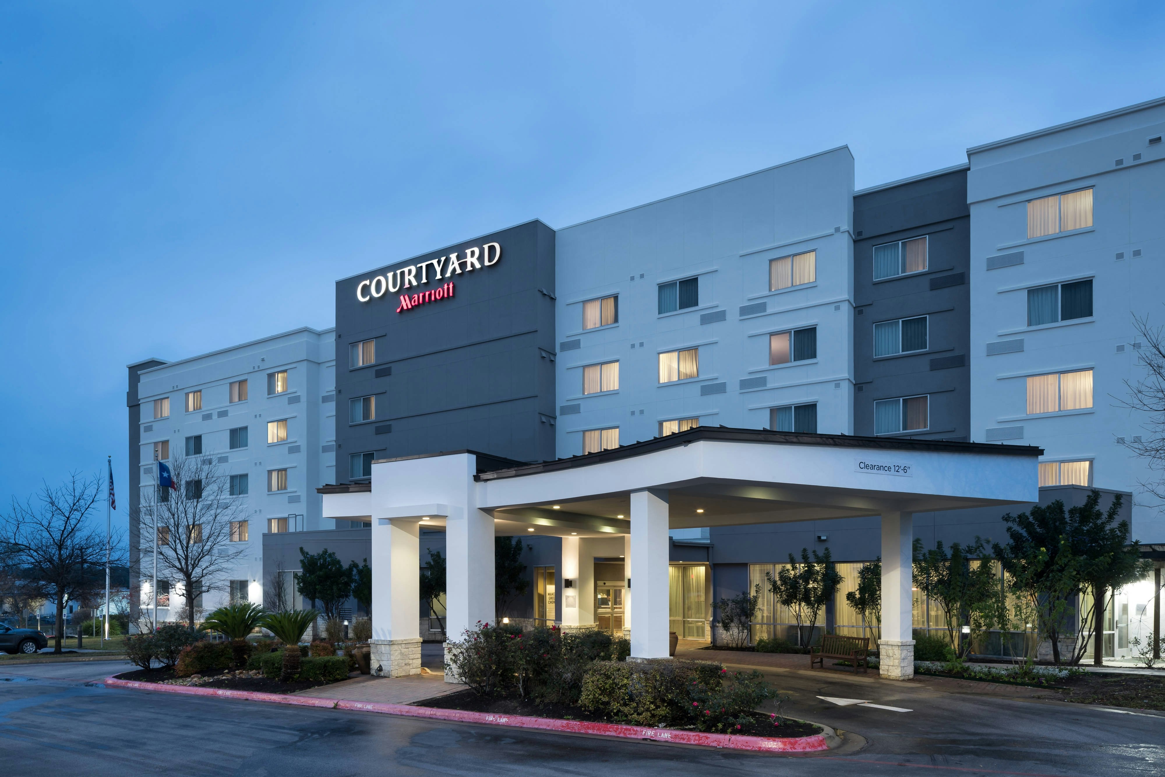 Courtyard Austin North Parmer Lane 18/19