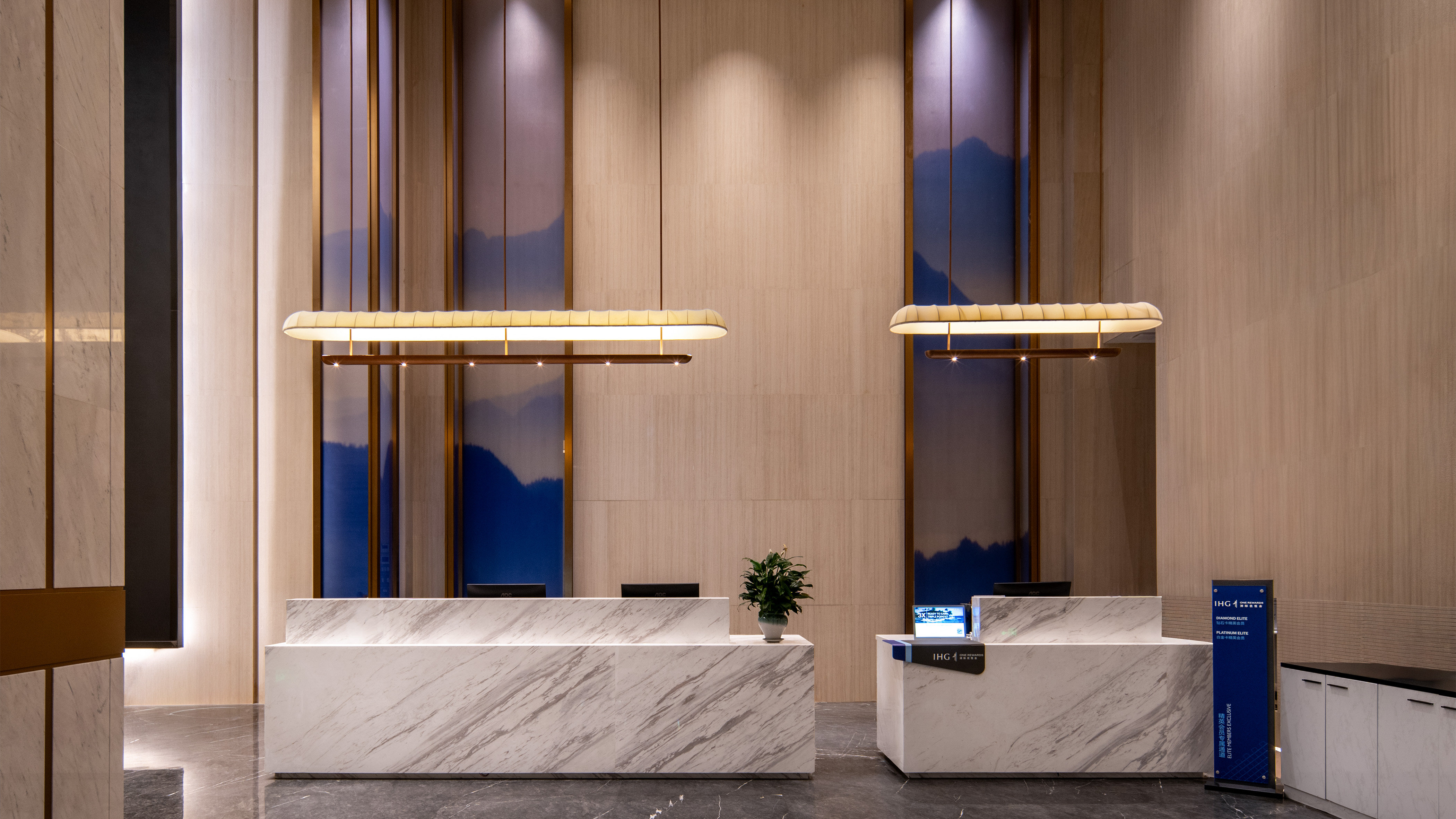 Holiday Inn Express Guangzhou Baiyun Airport T2 by IHG 7/23