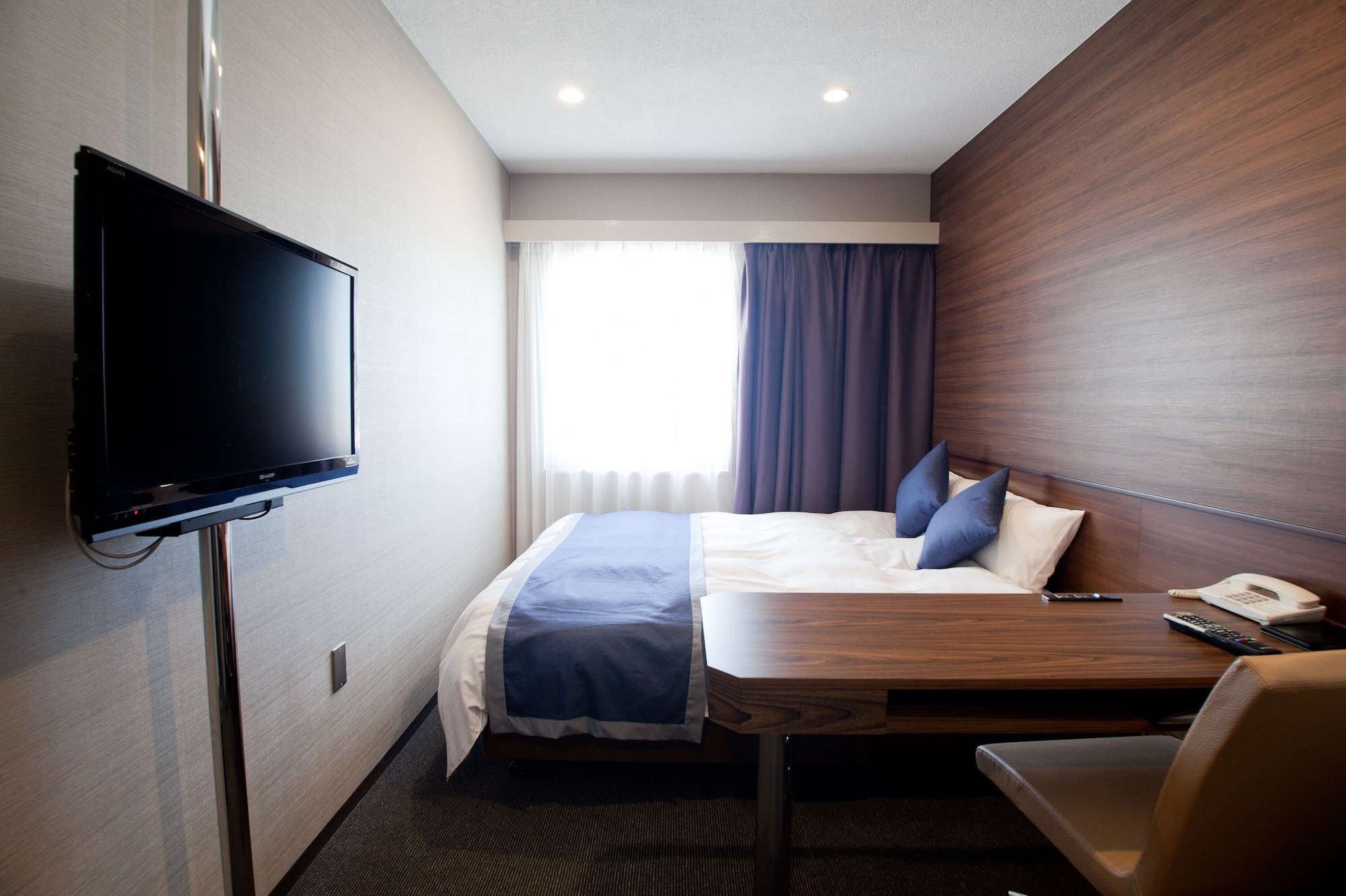 STANDARD, DOUBLE BED