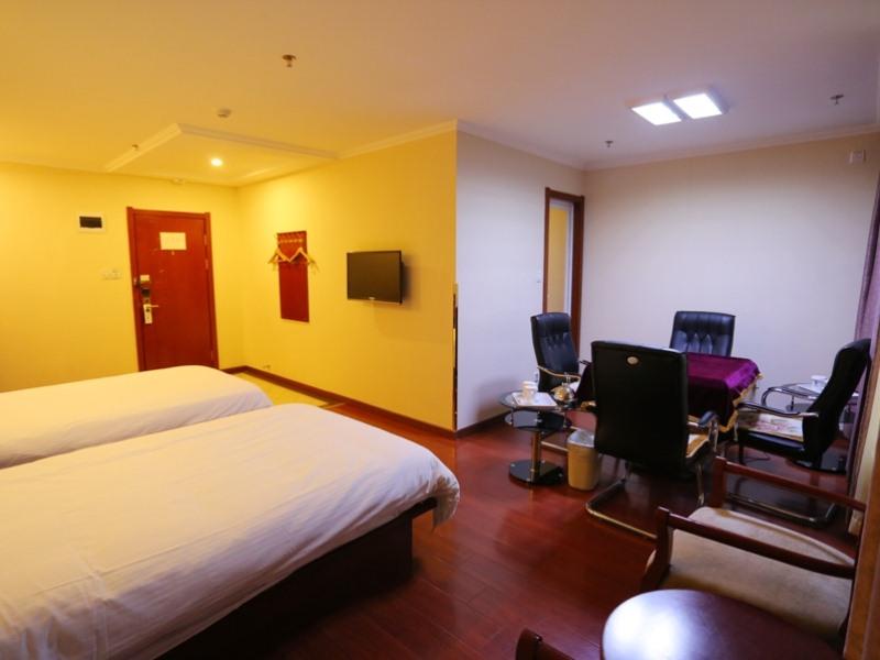 GreenTree Inn Chaoyang Shuangta District Chaoyang Street Fangzhi Road Express Hotel 6/15