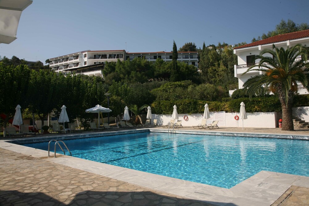 Glicorisa Beach Hotel 62/64