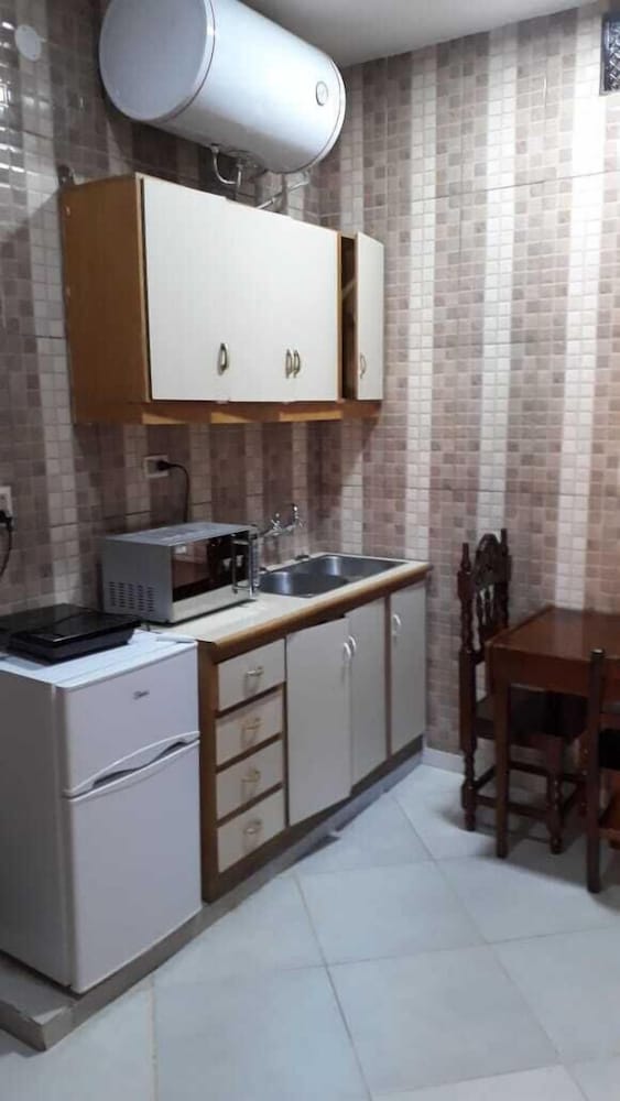 Hostal Residencial Leones De Castilla 8/45
