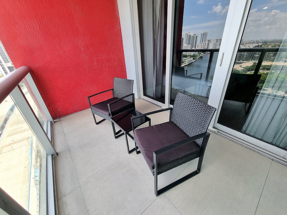Beachwalk Elite Hotels Resorts 17/50