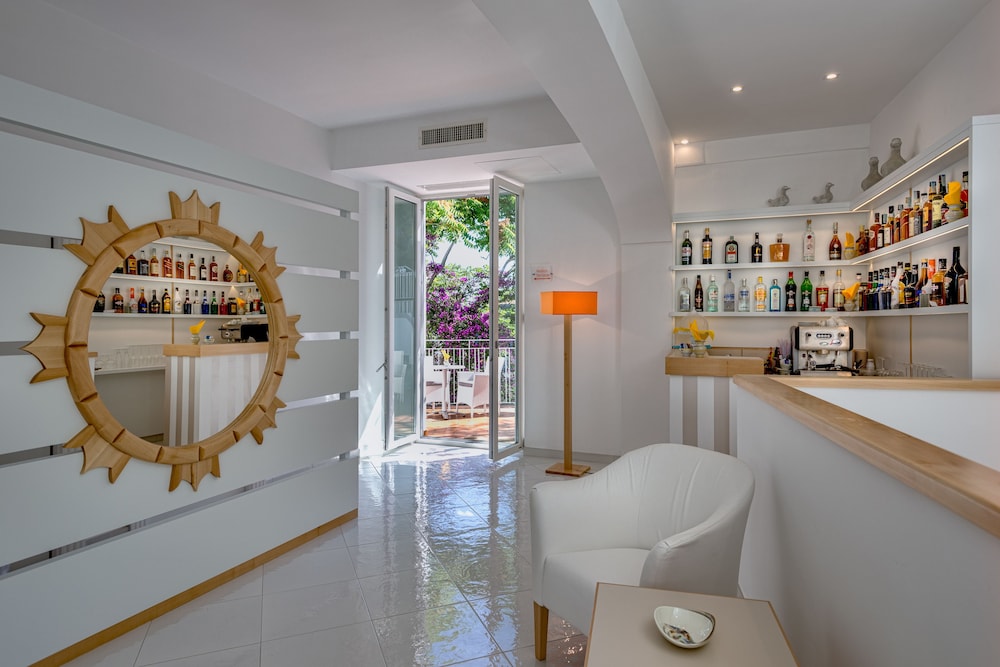 Boutique Hotel Helios - Adults Only 47/74